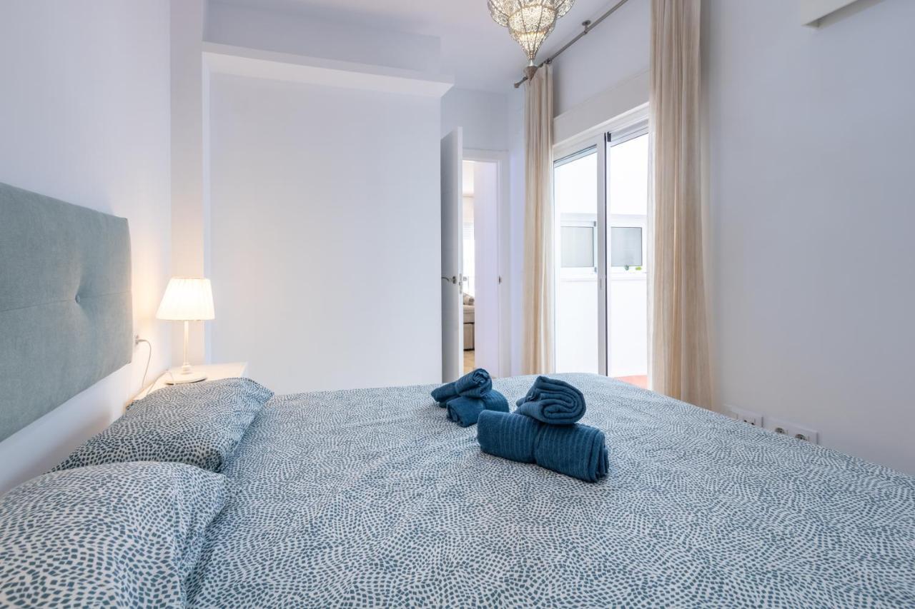 Charming 2 Bedroom Apartment Triana Bridge By Ocityzen Sevilla Exterior foto